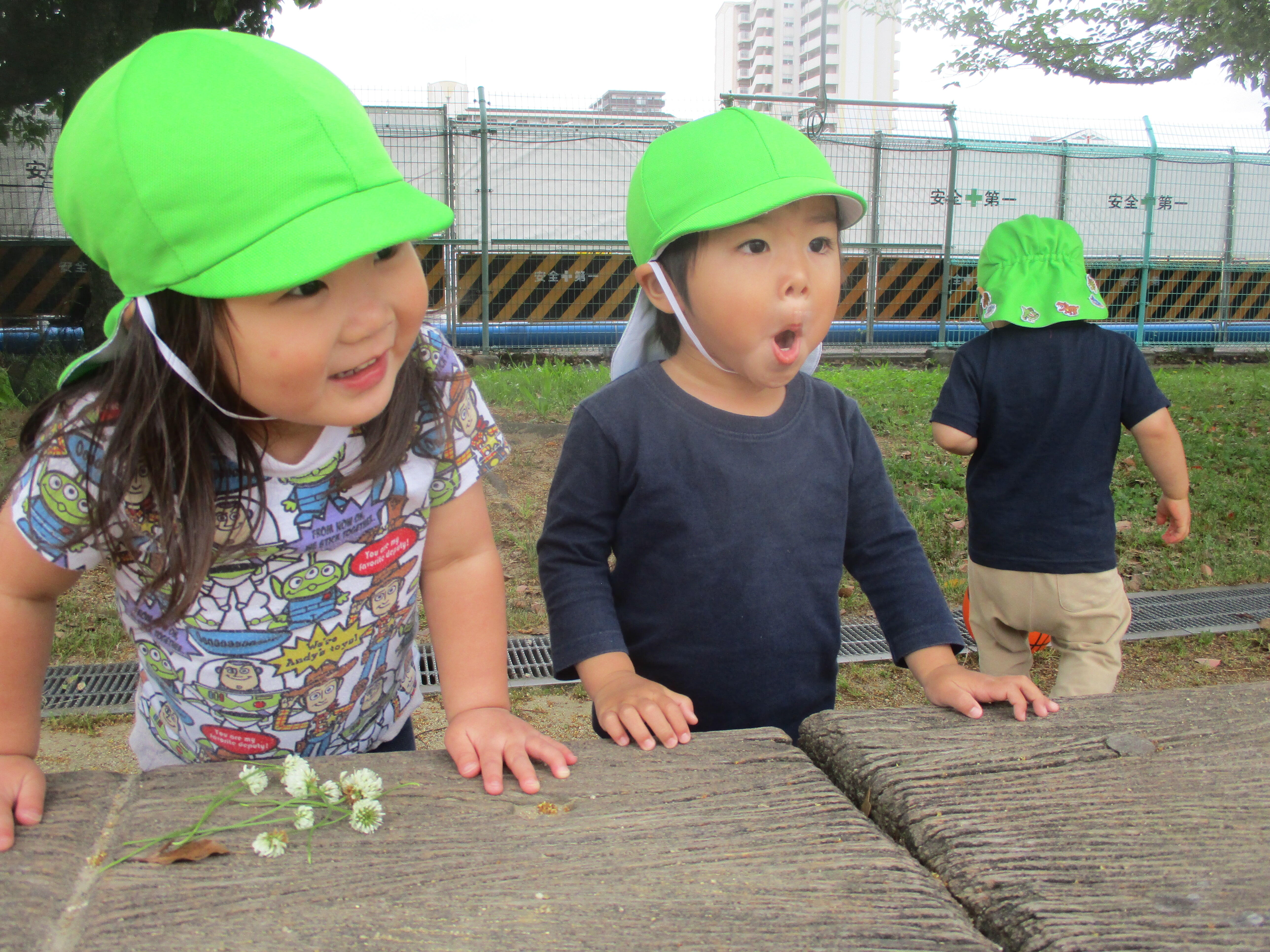 ボール遊びをしたよ♪｜ニチイキッズ長曽根保育園｜ニチイキッズ